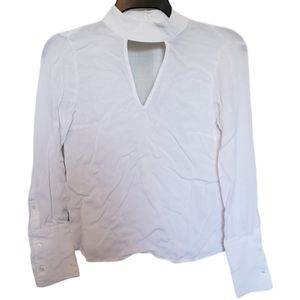 3/$15 Divided White Keyhole Blouse Size 4